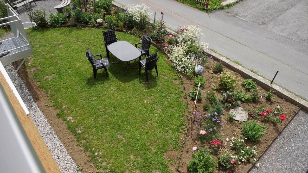 Haus Edeltraud Apartment Mellau Exterior photo